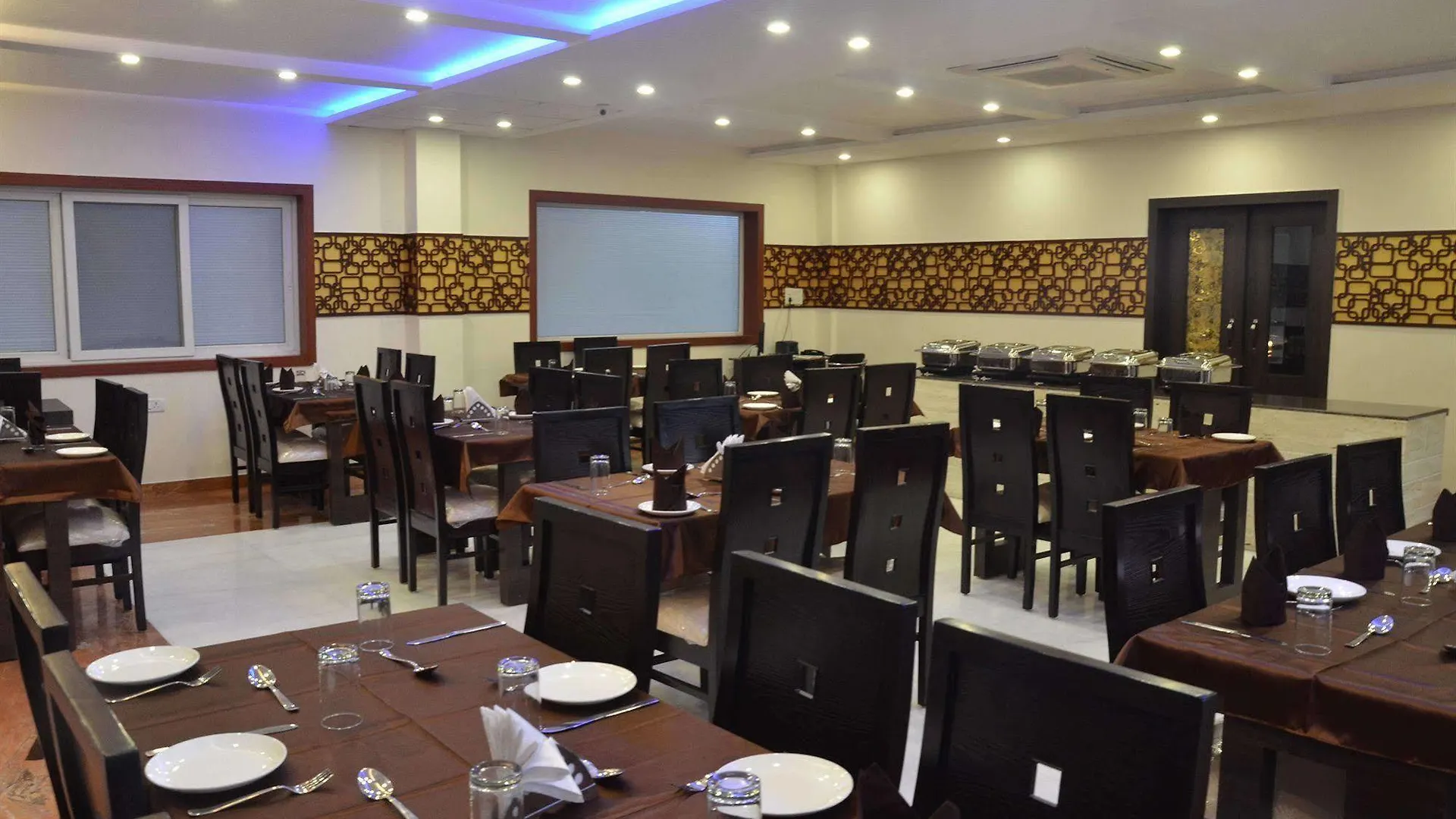 Hotel Karan Vilas Agra  Agra (Uttar Pradesh)