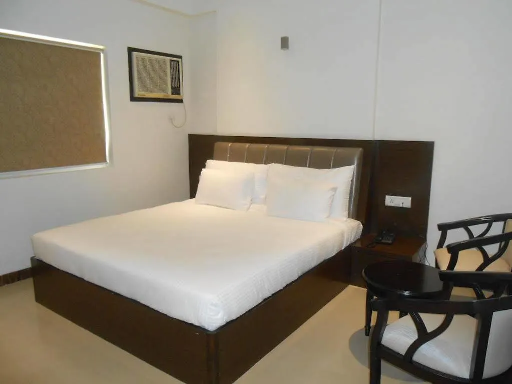 ***  Hotel Karan Vilas Agra  India